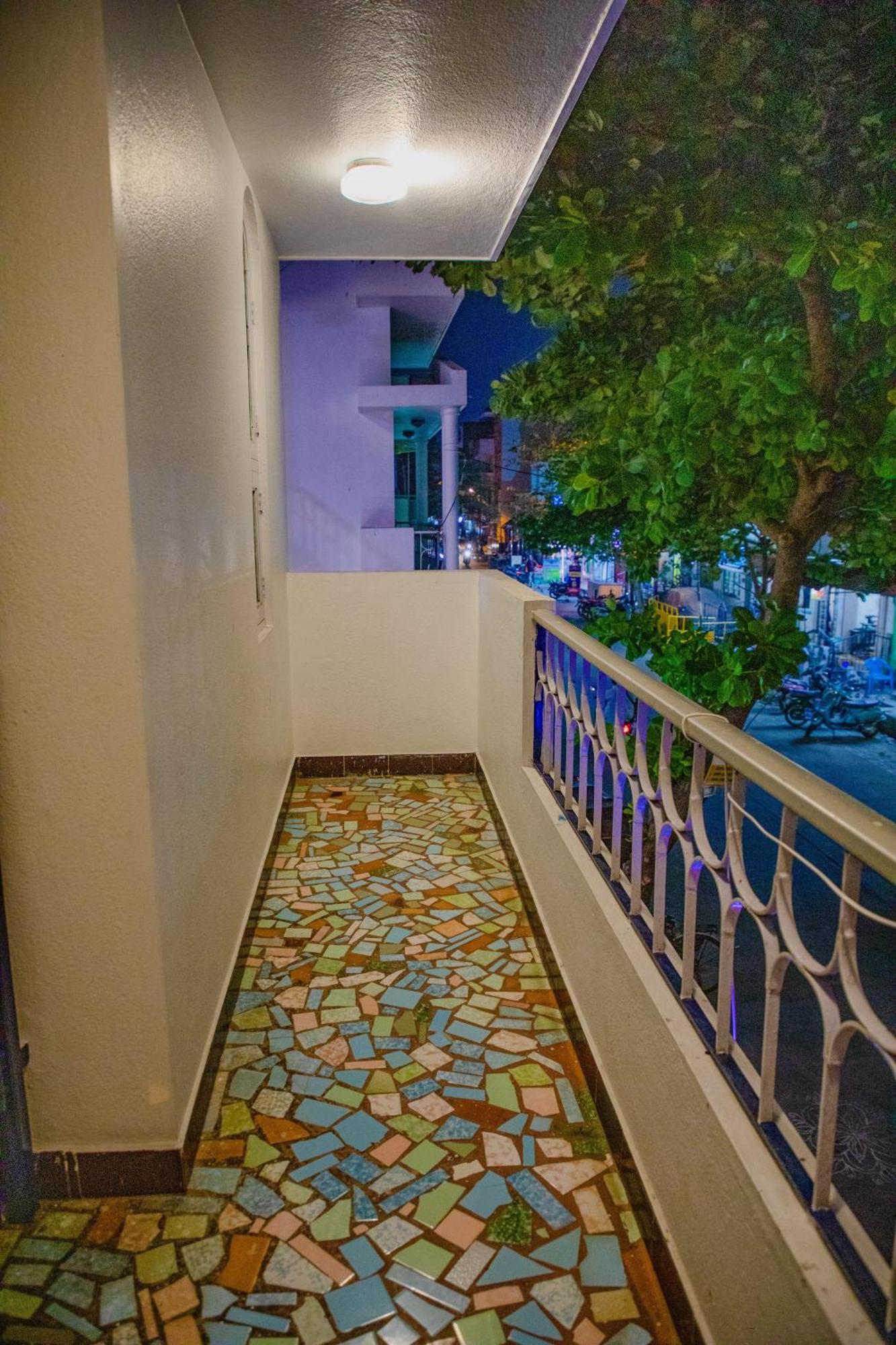 Maison Blanche Near Rock Beach Hotel Pondicherry Exterior photo