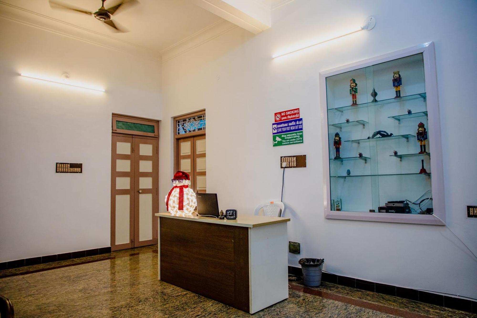 Maison Blanche Near Rock Beach Hotel Pondicherry Exterior photo